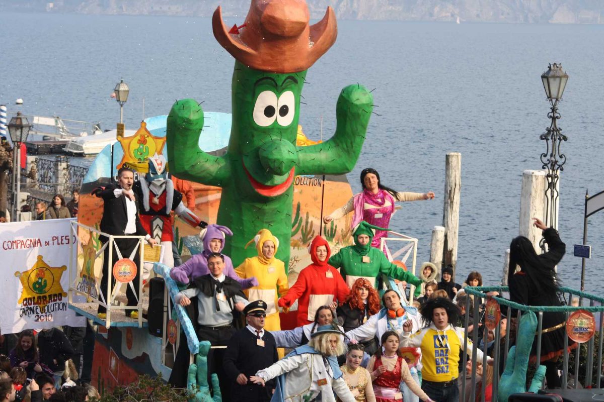 Menaggio Carnival Parade