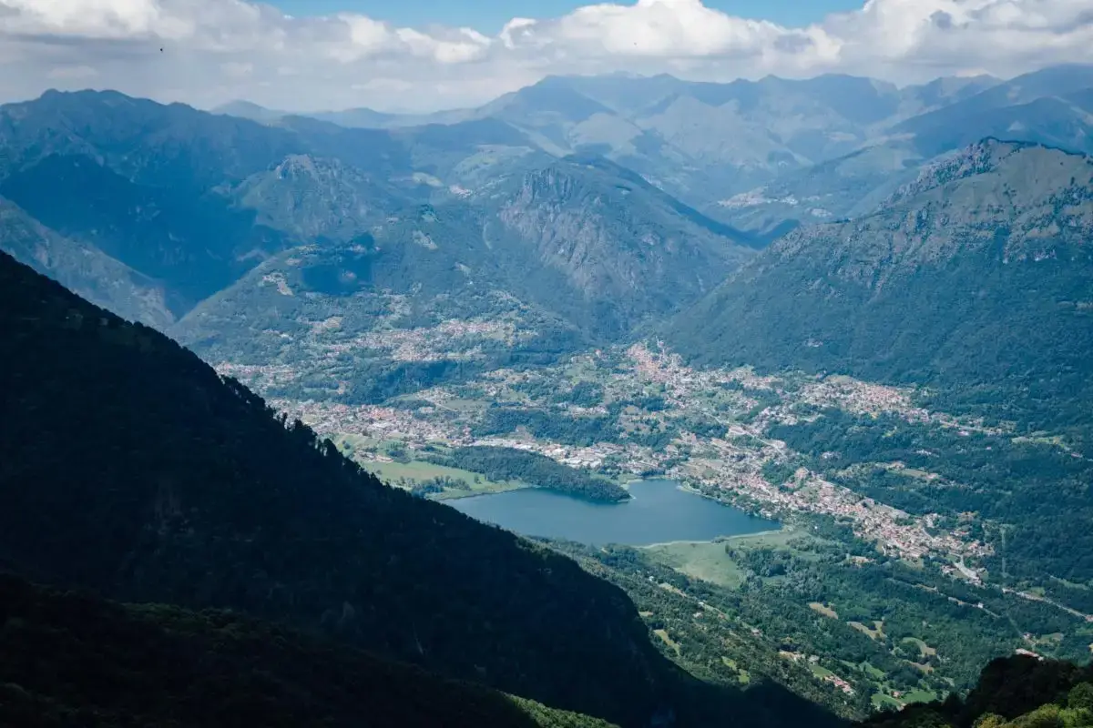 Riserva Lago di Piano vista dal Monte Galbiga