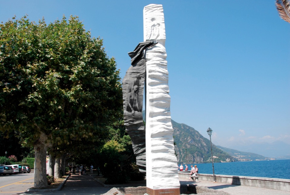 Monument to the silk weavers