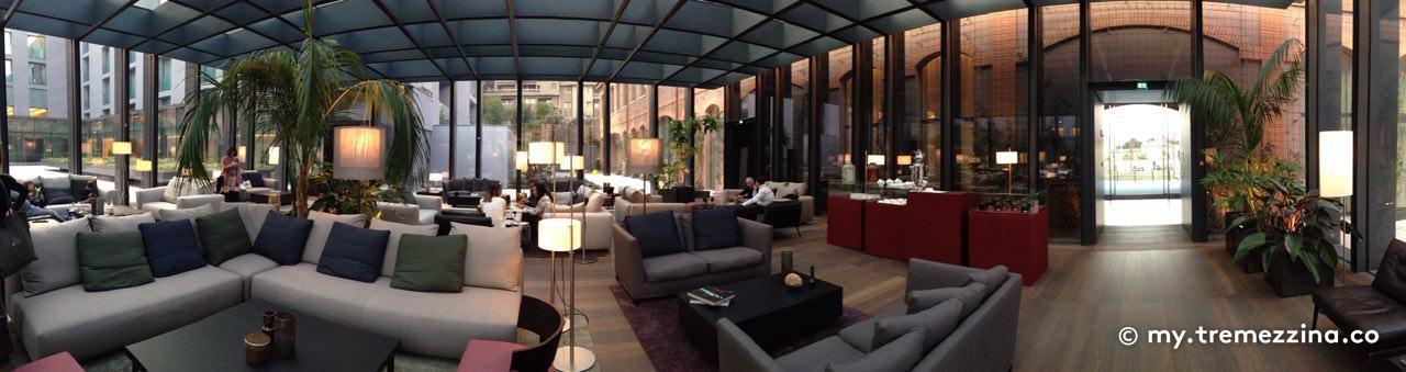Glass Cube Bar - Hilton Lake Como